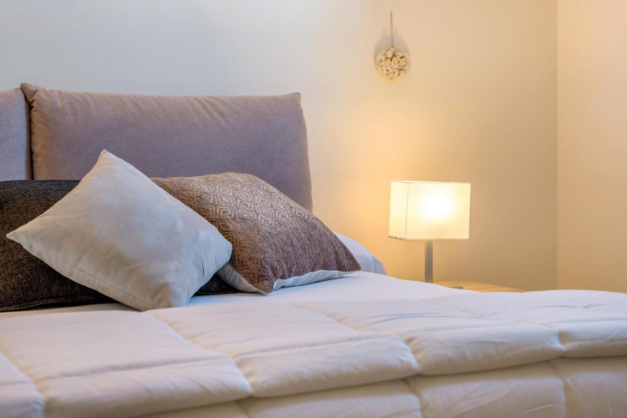 Goodstay Palazzo Marini Suite Lecce Exterior foto